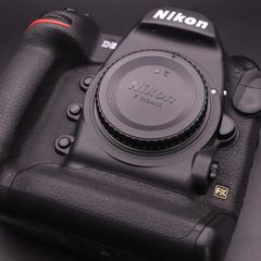 Nikon デジタル一眼レフカメラ ブラック D6 【シャッター数:42013枚】【中古】