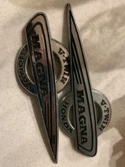 マグナ250 タンクエンブレム