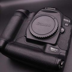 Canon EOS-1D Mark II ボディ【シャッター数：16,814 】【中古】