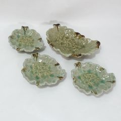 緑交趾菊葉　向付　小鉢　4客　珍味入れ　裏印 緑交趾菊葉 向付 小鉢 4客 珍味入れ 裏印 - メルカリ