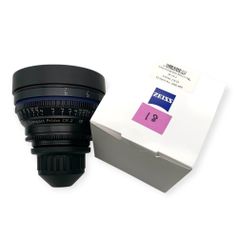 Carl Zeiss Compact Prime CP.2 18mm/T3.6 PLマウント 中古 インターチェンジブルマウント (EF) 付属 シネレンズ カールツァイス