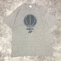 NBA オクラホマシティ・サンダー ロゴ プリント Tシャツ グレー XL バスケ 古着 半袖 シンプル