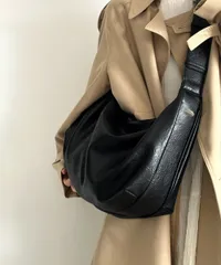 ショルダーバッグ 斜めがけバッグ 大容量