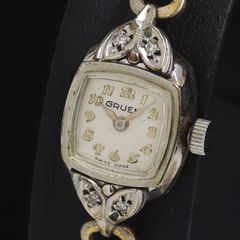 美品セイコーLASSALE ラサール 5A50−2000ホワイト文字盤 稼働 セイコー QZ ラサール 5A50-3A00 スクエア ホワイト文字盤