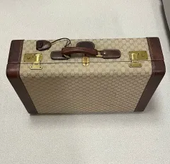 2025年最新】GUCCI グッチ トランクケースの人気アイテム - メルカリ