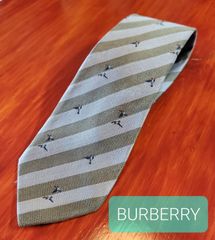 BURBERRY！メンズ高級ネクタイです！訳あり！