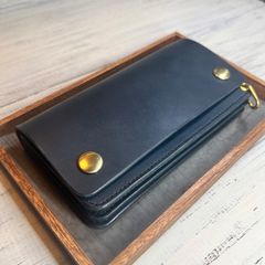 【トラッカーウォレット ロング　3層】 ネイビー 栃木レザー ゴールド universal