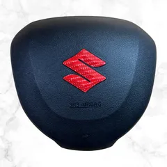 ステアリング エンブレム ステッカー 艶ありレッドカーボン スズキ SUZUKI ⚫︎アルト ⚫︎ワゴンR ⚫︎エブリィ ⚫︎ジムニー ⚫︎ハスラー ⚫︎スペーシア ⚫︎スイフト ⚫︎クロスビー ⚫︎ソリオ ⚫︎エスクード ⚫︎スプラッシュ 他