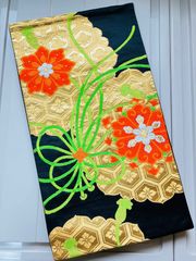 袋帯 正絹 / 黒色系 ブラック系 / 豪華な柄 幅約31cm 着物帯 TCS着物 W57