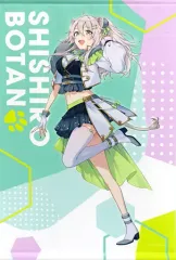 ホロライブ　獅白ぼたん　タペストリー Amazon.co.jp: 獅白ぼたん ししろん B2タペストリー C100 コミケ