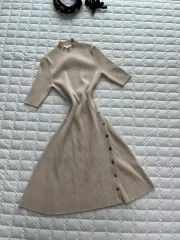 2025年最新】Sandro ニットの人気アイテム - メルカリ 