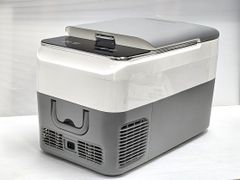 【中古品】 ドイツ製コンプレッサー搭載 ポータブル冷蔵庫 26L 車載用 家庭用 2WAY電源対応 タッチパネル BP-002 ○YR-18811○