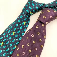 【 GIANNI VERSACE 】A 42 A-1 ジャンニ ヴェルサーチ 2本セット 総柄 / メデューサ柄 シルク 100％ ネクタイ フォーマル 紳士 メンズ 服飾小物 パープル系 ネイビー系