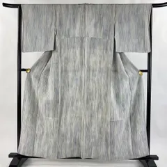 【美品】 小紋 身丈159cm 裄丈66.5cm M 単衣 縞 幾何学模様 灰緑 正絹 秀品 【中古】