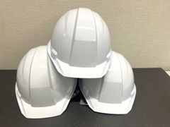 ★値下げしました【美品】現場ヘルメット　3個セット　防災グッズ　DICプラスチック