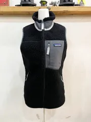 Q61★patagonia/パタゴニア Women's クラシックレトロX ボアフリースベスト 23083 ブラック×チャコール XSサイズ アウトドア キャンプ ★