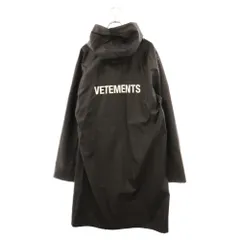 2024年最新】vetements レインコートの人気アイテム - メルカリ