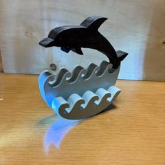 ハンドメイド】木彫りのイルカと波のおもちゃ/組み木・インテリア・夏