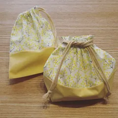 お弁当巾着袋＆コップ巾着袋2点セット♪ ミモザ柄