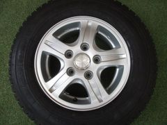 イボ付 国産スタッドレス 165/80R13 90/88N LT タウンエース - メルカリ