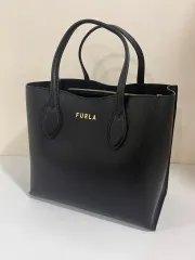 FURULA(フルラ) （ FURLA ） ERA トートバッグ スモール 黒