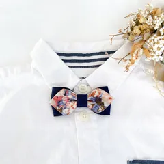 【匿名配送】ベビーからキッズ蝶ネクタイ　ネイビー×花柄　七五三　結婚式　発表会　入園式　写真撮影