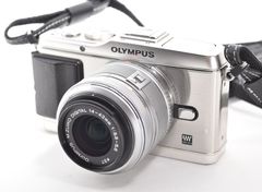 OLYMPUS E-P3 レンズキット★お洒落なシルバー★