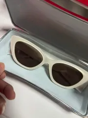 ジェントル・モンスターのサムネイル
