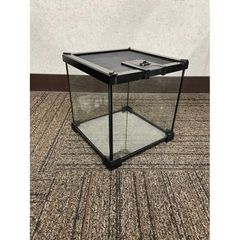 爬虫類飼育ケージ メッシュ ガラス製 正方形 爬虫類飼育ケージ メッシュ ガラス製 正方形 - メルカリ