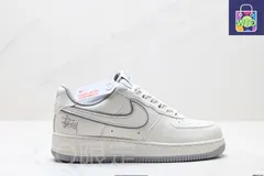 ナイキ NIKE AIR FORCE 1‘07 LV8
元型の型紙・原板を使用した正統派ロートップエアフォース 1 のデザイン-WTO輸入1-FM13