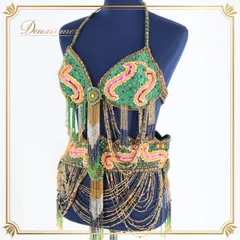 【ベリーダンス用 オリエンタル衣装】グリーン スパンコールラメ ビーズ 豪華 ラメ 緑 オレンジ 煌びやか ゴージャス 重量感 トップス ベルト ブラトップ ダンス ダンスウェア エレガント レディース 女性用 キラキラ 派手 かわいい 綺麗 きれいめ 映え