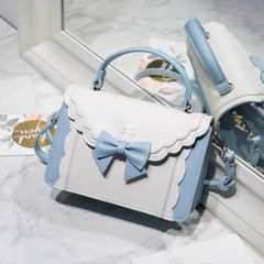 【新品】スウィートガーリー♡リボンフリルショルダーバッグ レディース 春夏 リボン ショルダーバッグ ハンドバッグ スカラップ 可愛い ロリータ JK 学生 くすみ 水色 ピンク ブラック ワインレッド パープル 女の子　G0386