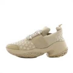 2025年最新】ROGER VIVIER スニーカーの人気アイテム - メルカリ