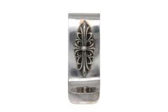 極美品 CHROME HEARTS クロムハーツ スモール ラージフローラルクロス マネークリップ 重量93.8g シルバー925 中古 4b007965のサムネイル