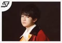 【中古】生写真(男性) SUPER★DRAGON/伊藤壮吾/横型・バストアップ・衣装オレンジ・白・左向き・背景黒/「DRA FES 2018 ～3rd Anniversary～」生写真セット～第6.5弾～