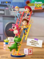 52TOYS ディズニー トイストーリー スーパーパーティー　新品完全未開封　ランダム発送