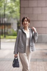 フード付きラムレザージャケット　メーカー希望小売価格120,000円