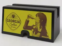 【中古】モバイルスタンド(その他) Ado(背景：イエロー/飲むポーズ) スマホスタンド＆スピーカー 「ジョージア×Ado」 対象商品購入特典