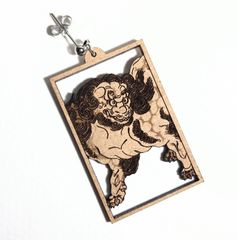 和風ピアス　狩野永徳【唐獅子図屏風】雄獅子
