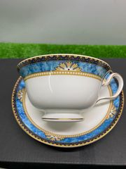 ●WEDGWOOD　ウエッジウッド　カーゾン　カップ＆ソーサー　ペア　2客セット　箱入り　未使用品　u0415