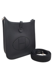 【新品】エルメス HERMES エヴリンTPM 　トリヨン　ブルーニュイ　B刻印　SV金具