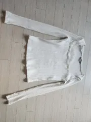 ZARA(ザラ) スクエアネック Tシャツ アイボリー 黒