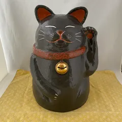 1950-60年代　瞳が美しく雰囲気抜群のふくよかな体型が可愛い特大招き猫 1950年代 瞳や長いヒゲが美しい、お金・幸運・良き人との出会いを招く