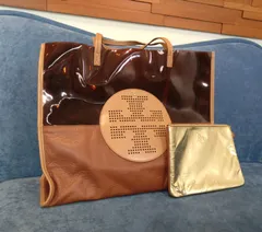 917 トリーバーチ デカロゴ ビニール トートバッグ ブラウン 大容量