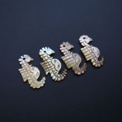 4個 白蝶貝 茶蝶貝 タツノオトシゴ  夏 海 シェル プレート アクセサリーパーツ