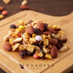 ミックスナッツ チョコレート バナナ アーモンド ピーナッツ クランベリー レーズン トレイルミックス おやつ おつまみ 茶請け ナッツフル 【snc00010161】