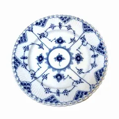 2026年最新】ロイヤルコペンハーゲン ブルーフルーテッド ハーフレース