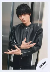 【中古】生写真(ジャニーズ) HiHi Jets/作間龍斗/上半身/「HiHi Jets Arena Tour 2023 BOOOOOST!!」グッズオフショット/公式生写真