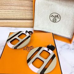 HERMES エルメス  Hエキップ ピアス バッファローホーン ラッカー アクセサリー ジュエリー フォーブル・パステル ベージュ ピンク レディH057086FLF4