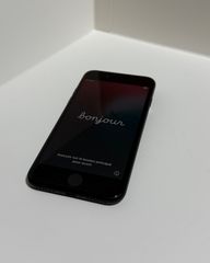 Apple iPhoneSE2(2020) 64GB ブラック